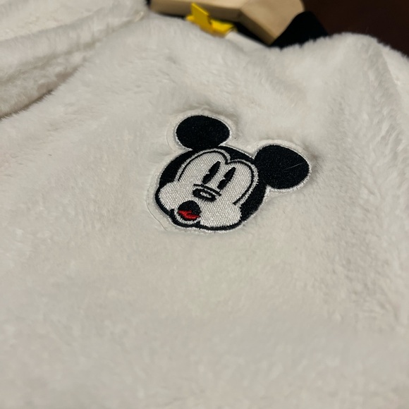 Disney White Faux Fur Disney Mickey Mouse Cropped Jacket Size Small - Picture 3 of 11